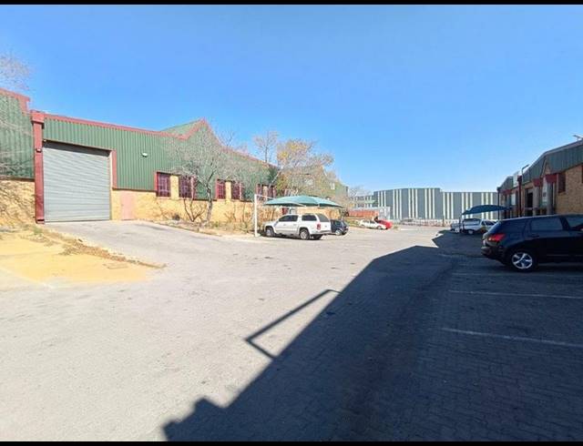 INDUSTRIAL PROPERTY TO RENT IN SAMRAND BUSINESS PARK